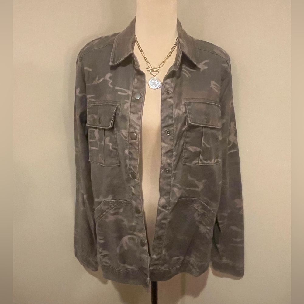 Level 99 Utility Camouflage Jacket, Patch Chest P… - image 1